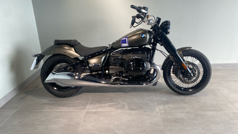 BMW R18 First Edition